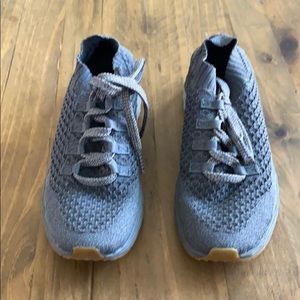 Men’s 8.5 NoBull runners